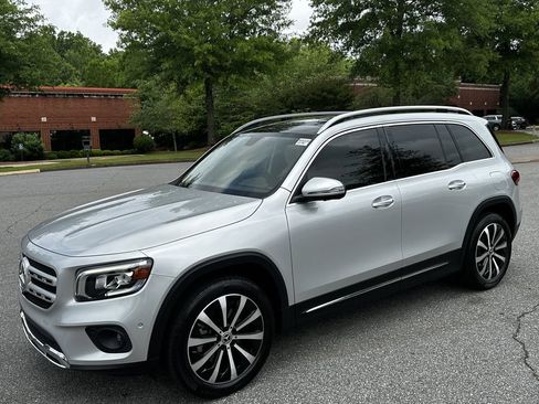 Certified 2022 Mercedes-Benz GLB 250 image 4