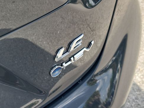 Used 2025 Toyota Corolla LE FWD image 7