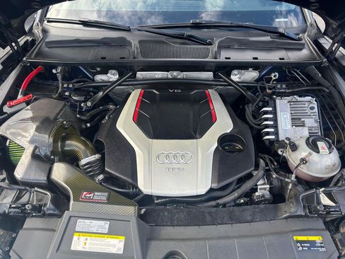 Used 2018 Audi SQ5 Premium Plus w/ S Sport Package image 15