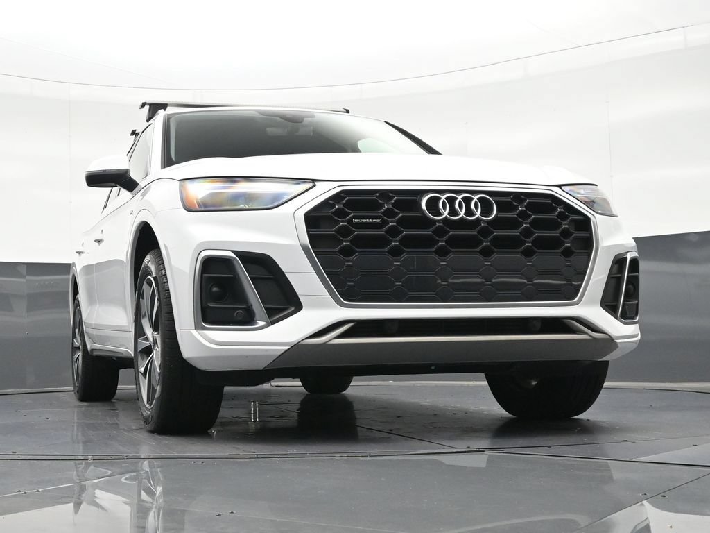 Used 2024 Audi Q5 2.0T Premium AWD/4WD image 28