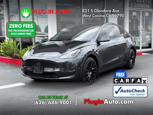 Used 2024 Tesla Model Y Long Range AWD/4WD image 1