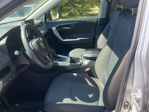 Used 2023 Toyota RAV4 XLE w/ Convenience Package AWD/4WD image 3