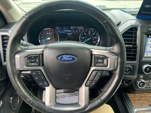Certified 2019 Ford Expedition Platinum AWD/4WD image 30