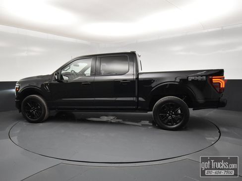 Used 2025 Ford F150 Platinum w/ FX4 Off-Road Package AWD/4WD image 3