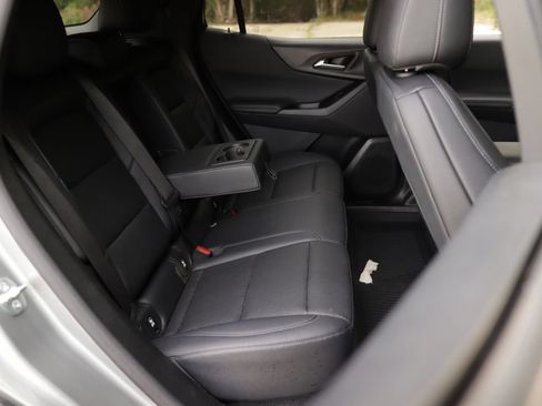 Used 2026 Chevrolet Equinox LT w/ Convenience Package II FWD image 31