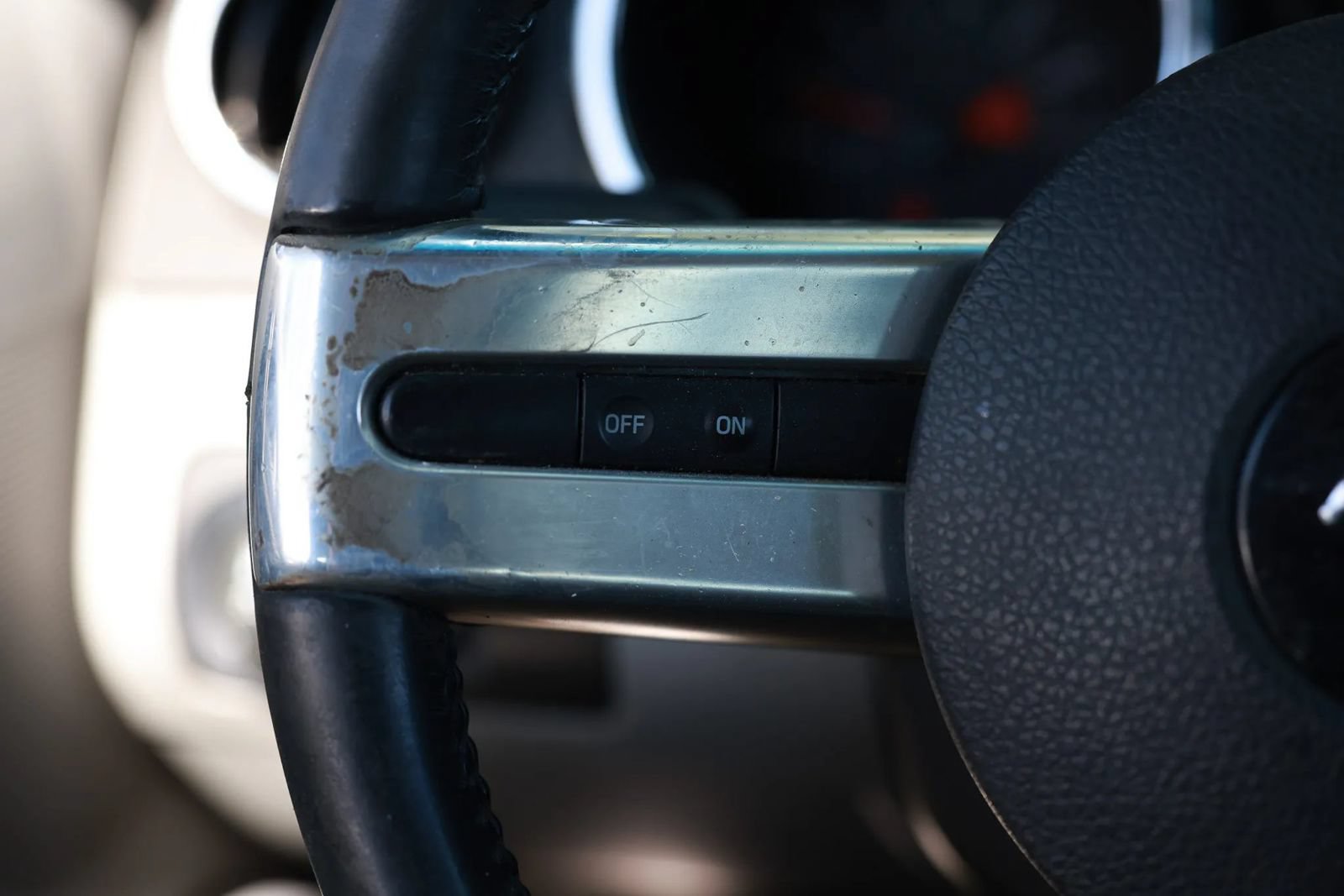 Used 2008 Ford Mustang Coupe RWD image 24