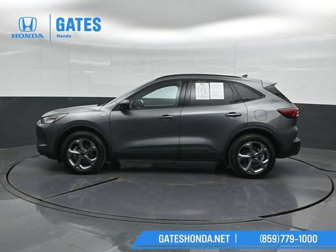 Used 2025 Ford Escape ST-Line AWD/4WD image 7