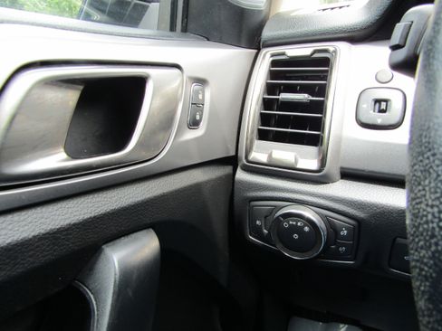 Certified 2022 Ford Ranger XLT w/ Equipment Group 302A High image 34