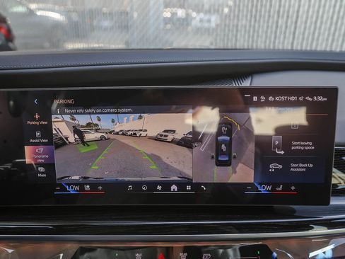 New 2026 BMW 740i w/ Premium Package image 20