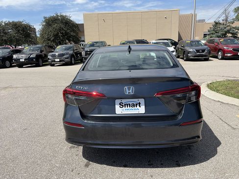 Used 2023 Honda Civic LX image 6