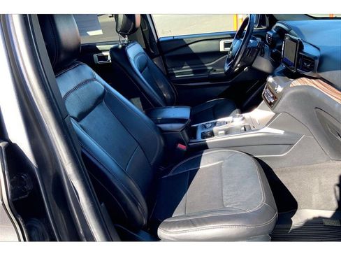 Used 2020 Ford Explorer Limited AWD/4WD image 8