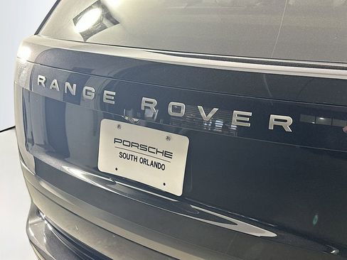 Used 2023 Land Rover Range Rover SE image 34