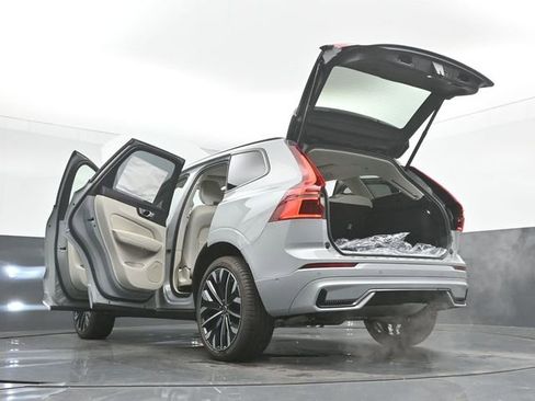 New 2026 Volvo XC60 B5 Ultra w/ Protection Package Premier image 61