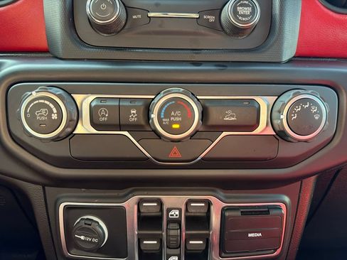 Used 2020 Jeep Wrangler Unlimited Sport S AWD/4WD image 33