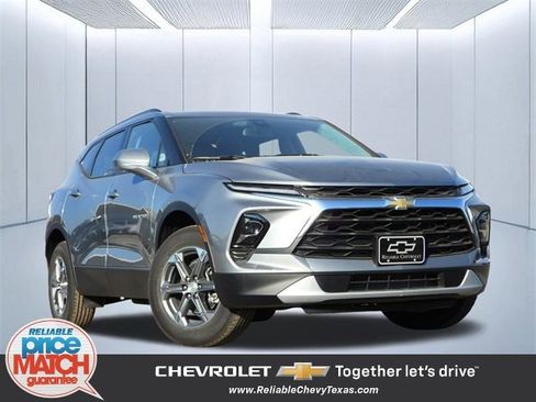 New 2025 Chevrolet Blazer LT w/ Convenience Package image 1
