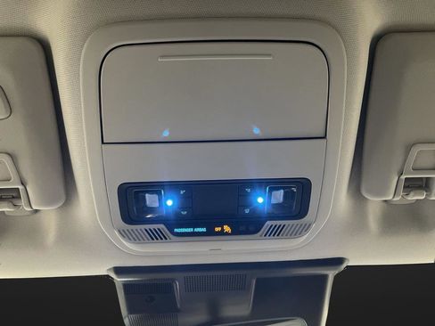 Used 2024 Ford Mustang Mach-E Select image 23