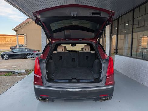 Used 2017 Cadillac XT5 Luxury w/ Driver Awareness Package image 14