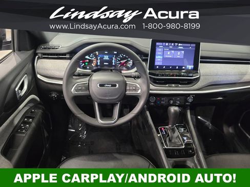 Used 2024 Jeep Compass Latitude AWD/4WD image 12