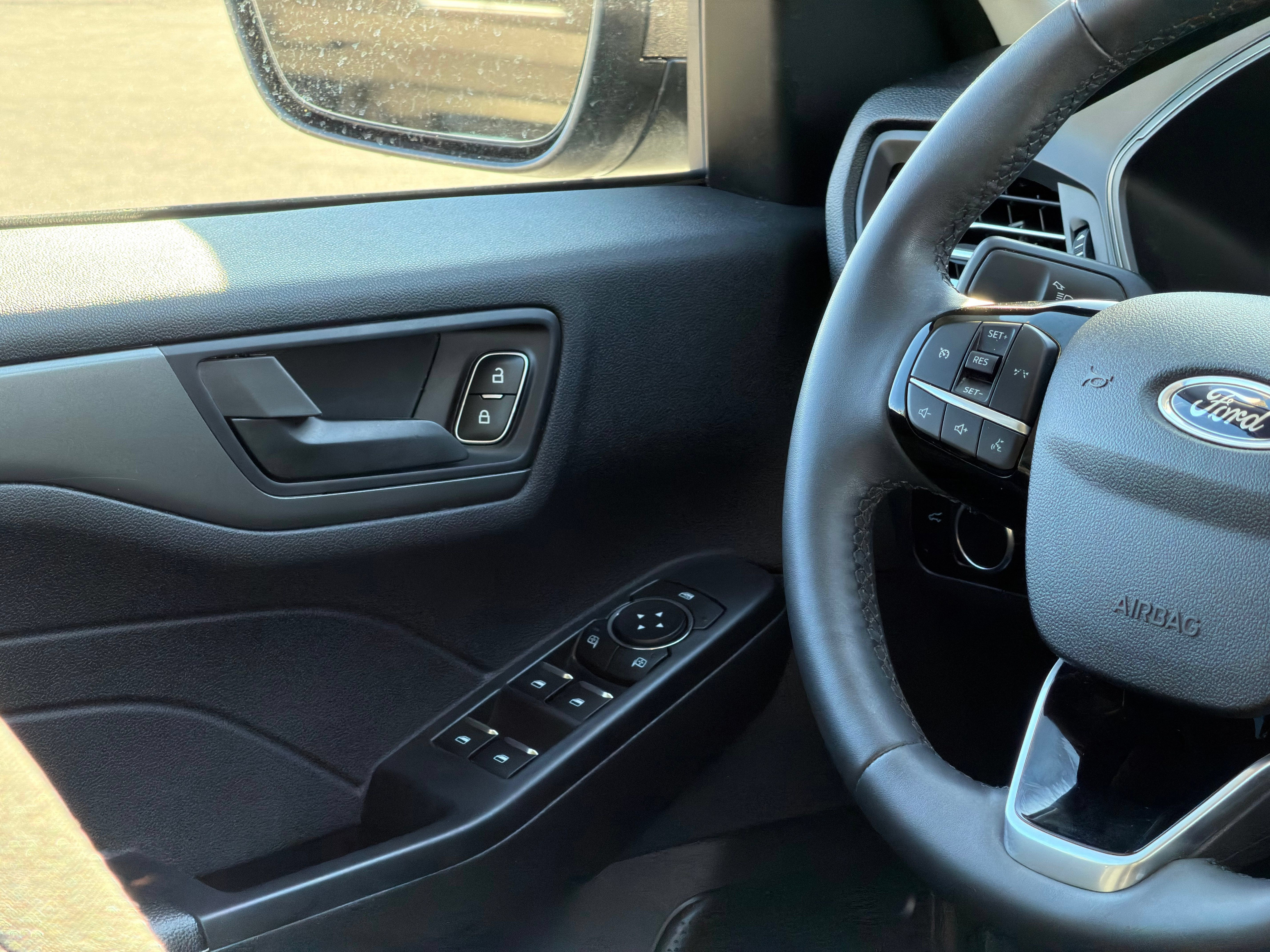 Certified 2024 Ford Escape Active AWD/4WD image 17