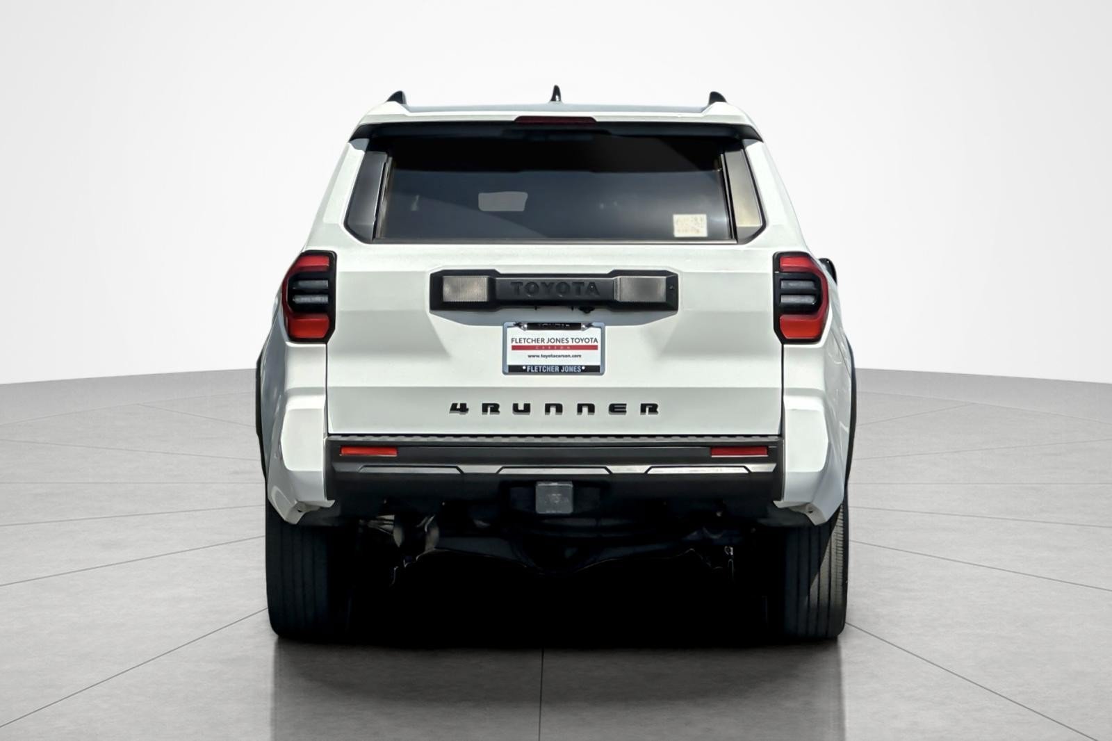 Certified 2025 Toyota 4Runner SR5 AWD/4WD image 4