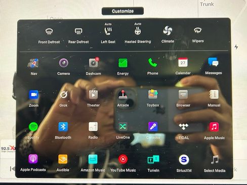 Used 2023 Tesla Model Y Long Range image 19