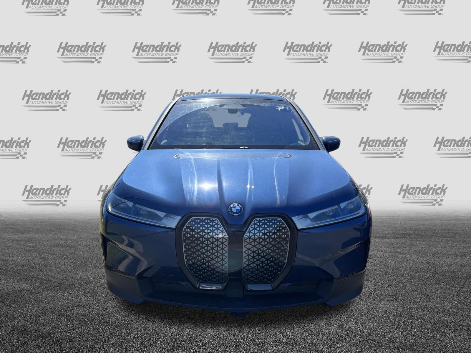 Used 2024 BMW iX xDrive50 AWD/4WD image 5