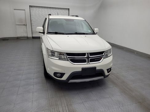 Used 2017 Dodge Journey SXT w/ Comfort/Convenience Group image 14