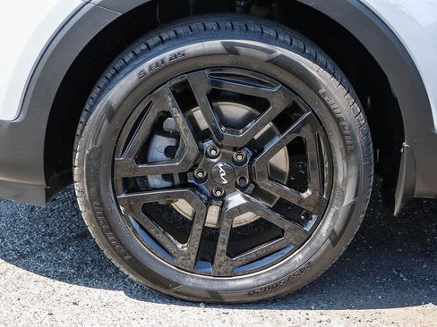 Used 2024 Kia Telluride EX X-Line AWD/4WD image 12