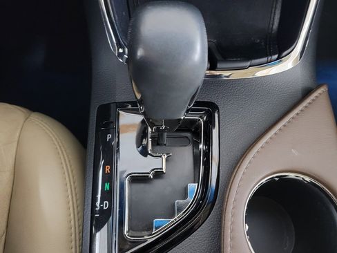 Used 2014 Toyota Avalon XLE Touring image 19