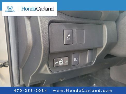 Used 2022 Toyota Tacoma SR5 w/ Technology Package image 10