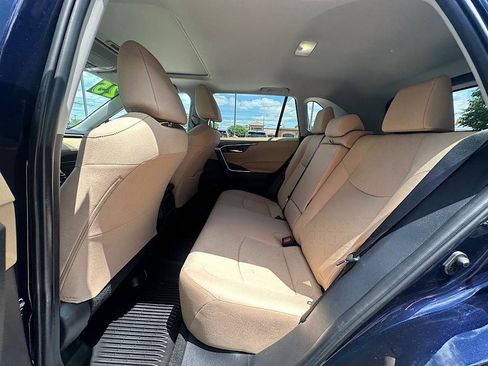 Certified 2025 Toyota RAV4 XLE w/ Convenience Package AWD/4WD image 17