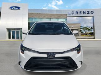 Used 2025 Toyota Corolla LE video 2
