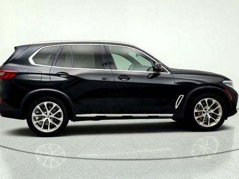 Used 2021 BMW X5 xDrive40i w/ Convenience Package AWD/4WD image 4