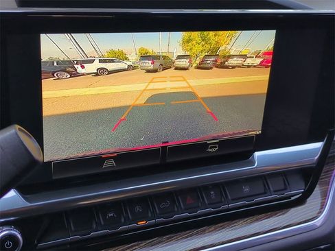 Used 2022 GMC Sierra 1500 Elevation image 18