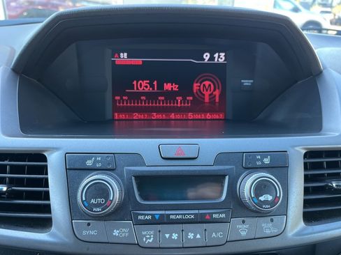 Used 2011 Honda Odyssey EX-L image 16