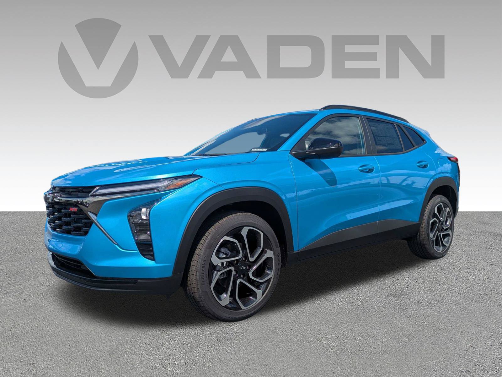 New 2026 Chevrolet Trax RS w/ Sunroof Package FWD image 2