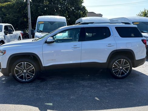 Used 2023 GMC Acadia SLT w/ Preferred Package AWD/4WD image 4