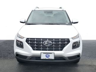 New 2026 Hyundai Venue SEL video 2