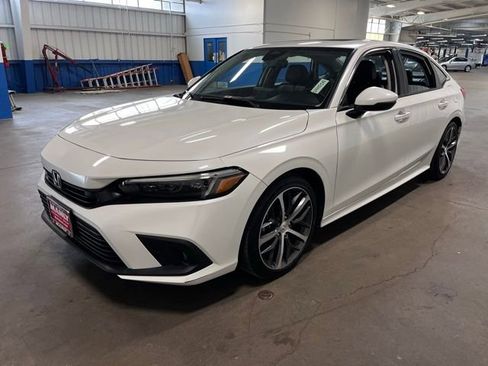 Used 2024 Honda Civic Touring image 7