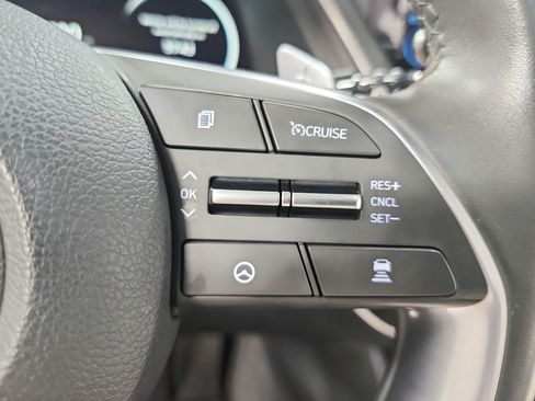 Used 2023 Hyundai Sonata Limited FWD image 28