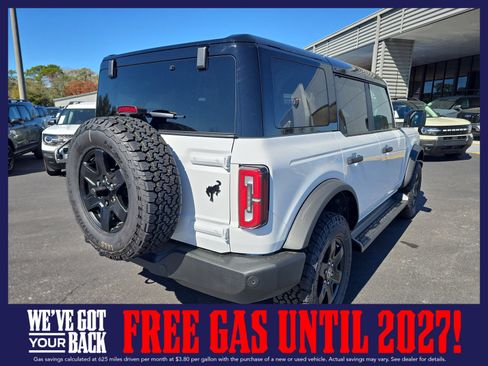 New 2025 Ford Bronco Outer Banks w/ Black Appearance Package AWD/4WD image 4