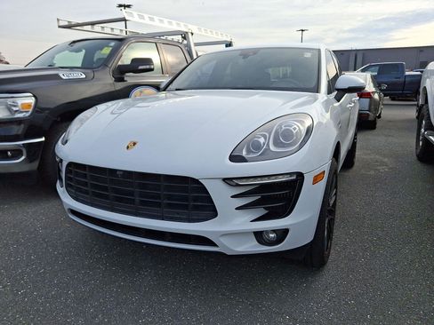 Used 2017 Porsche Macan S image 6