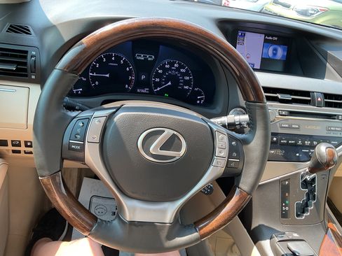 Used 2013 Lexus RX 350 AWD w/ Navigation Pkg image 16