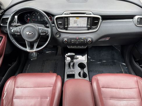 Used 2017 Kia Sorento SX AWD/4WD image 3