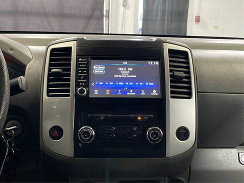 Used 2019 Nissan Frontier SV image 17