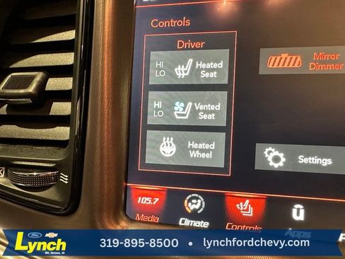 Used 2021 Dodge Challenger R/T Scat Pack RWD image 15
