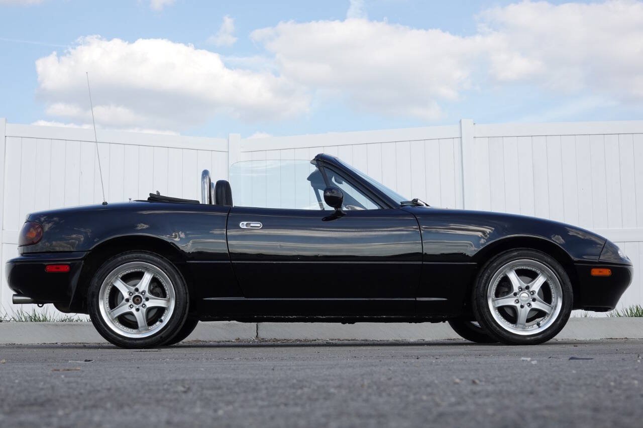 Used 1996 MAZDA MX-5 Miata RWD image 47