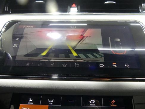 Used 2020 Land Rover Range Rover Evoque R-Dynamic SE AWD/4WD image 44
