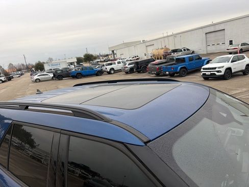 Used 2022 Ford Explorer ST w/ Equipment Group 401A image 4