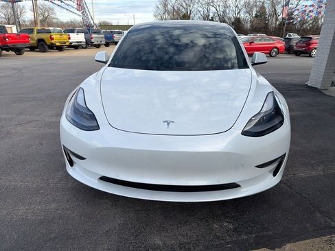 Used 2021 Tesla Model 3 Performance image 8